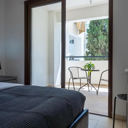 Lejlighed Mia 1-br & Balcony In Larnaca
