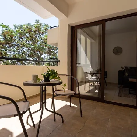 Mia 1-br & Balcony In 公寓 *