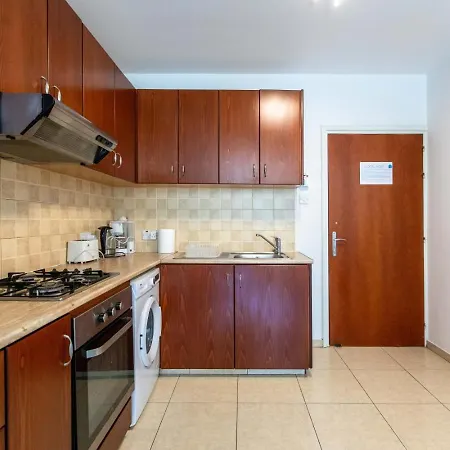 Lejlighed Mia 1-br & Balcony In