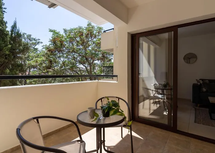 Mia 1-bedroom In Lägenhet Larnaca